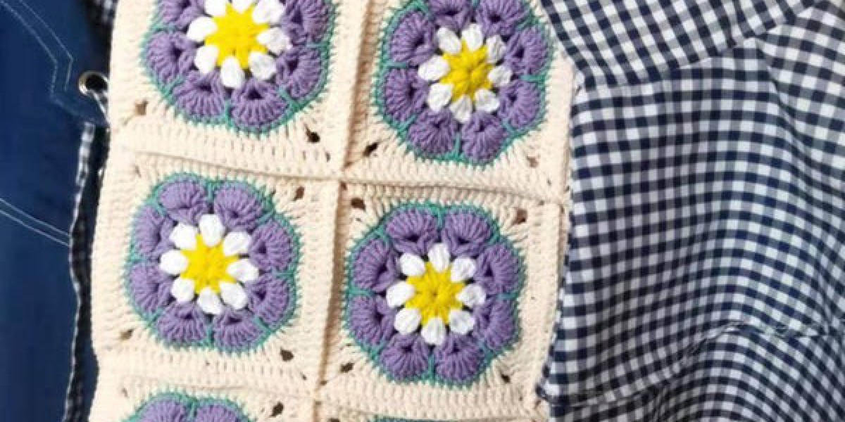 Granny Square Crochet Bag: A Timeless Craft Revival