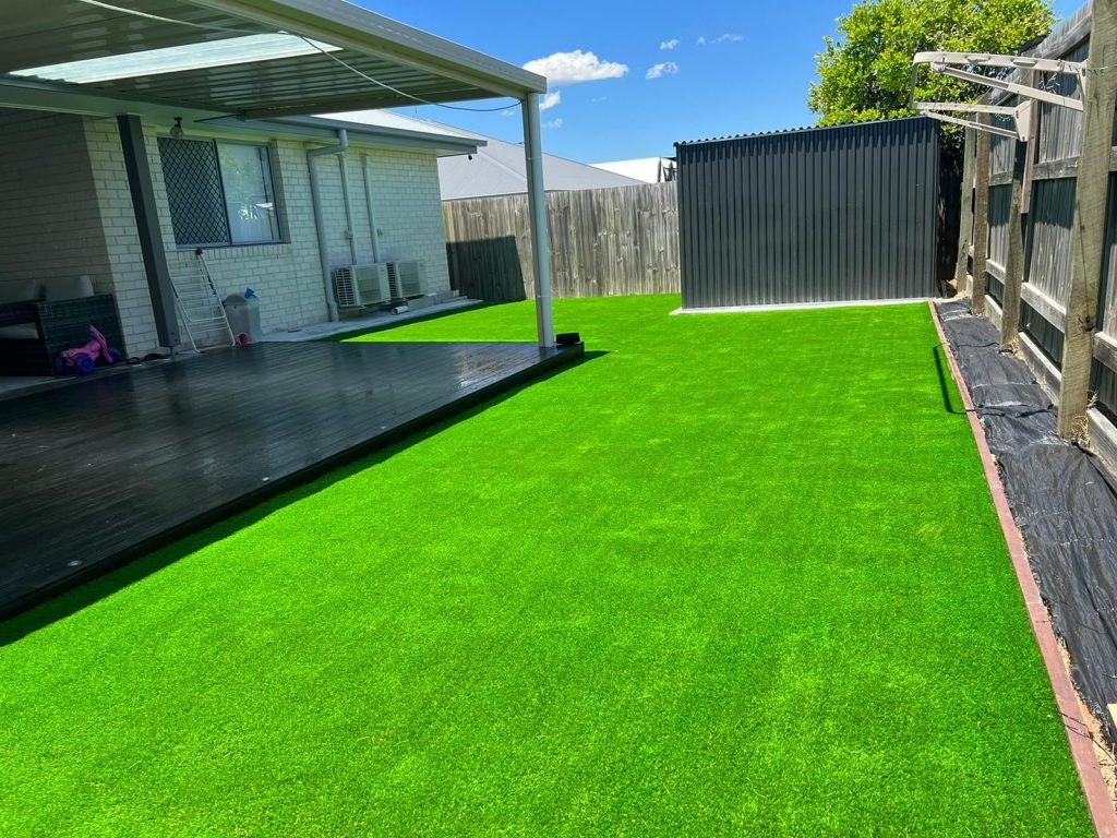 Redefining Outdoor Spaces with Synthetic Grass Sunshine Coast |...