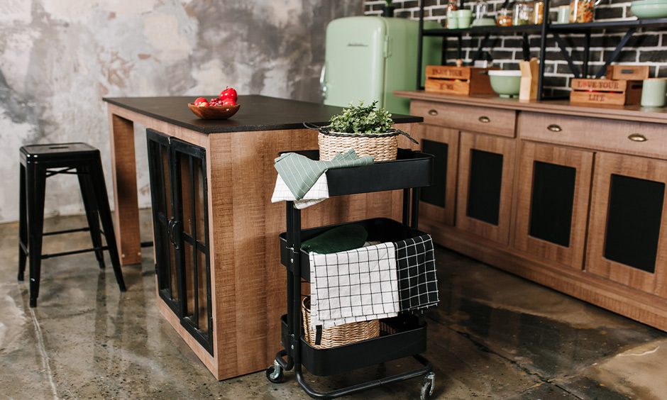 What to Look For When Buying Professional Kitchen Carts – Daily Spark