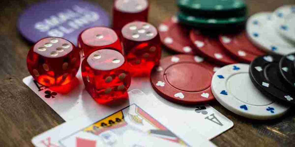 How to Play Online Baccarat: A Comprehensive Guide