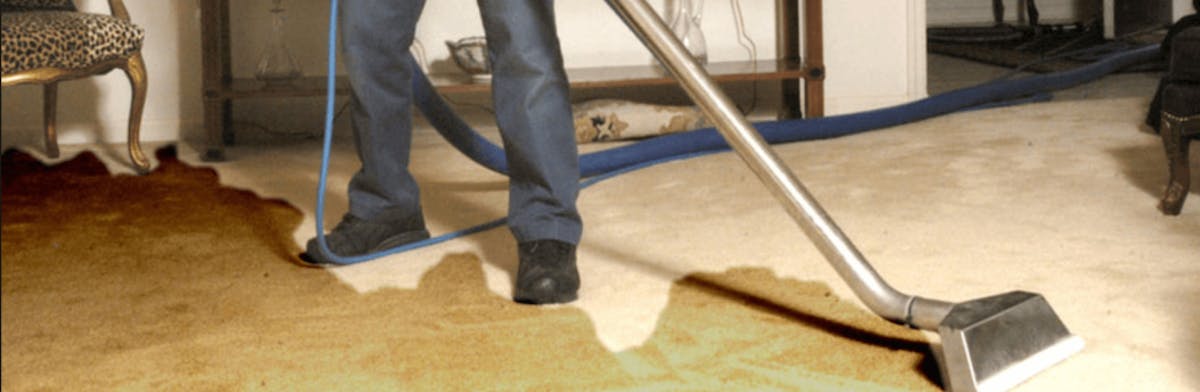 Make The Water Damage Restoration Process Smooth With Expert