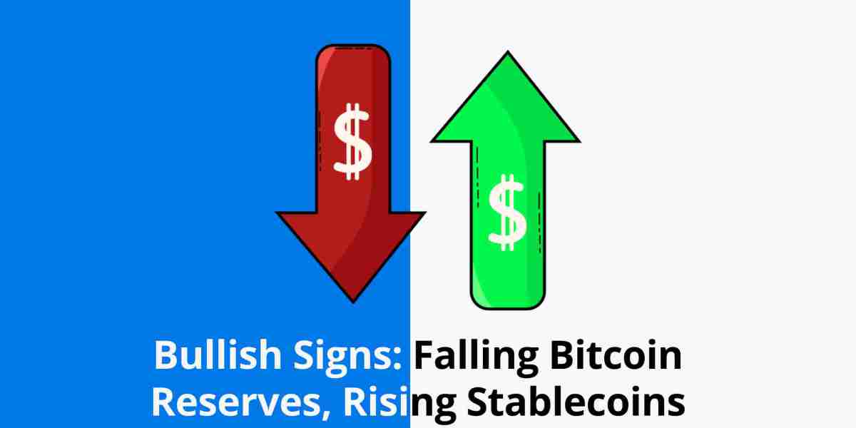 Bullish Signs: Falling Bitcoin Reserves, Rising Stablecoins