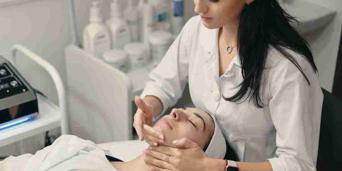 Discover the Science Behind Skin Tightening Treatments