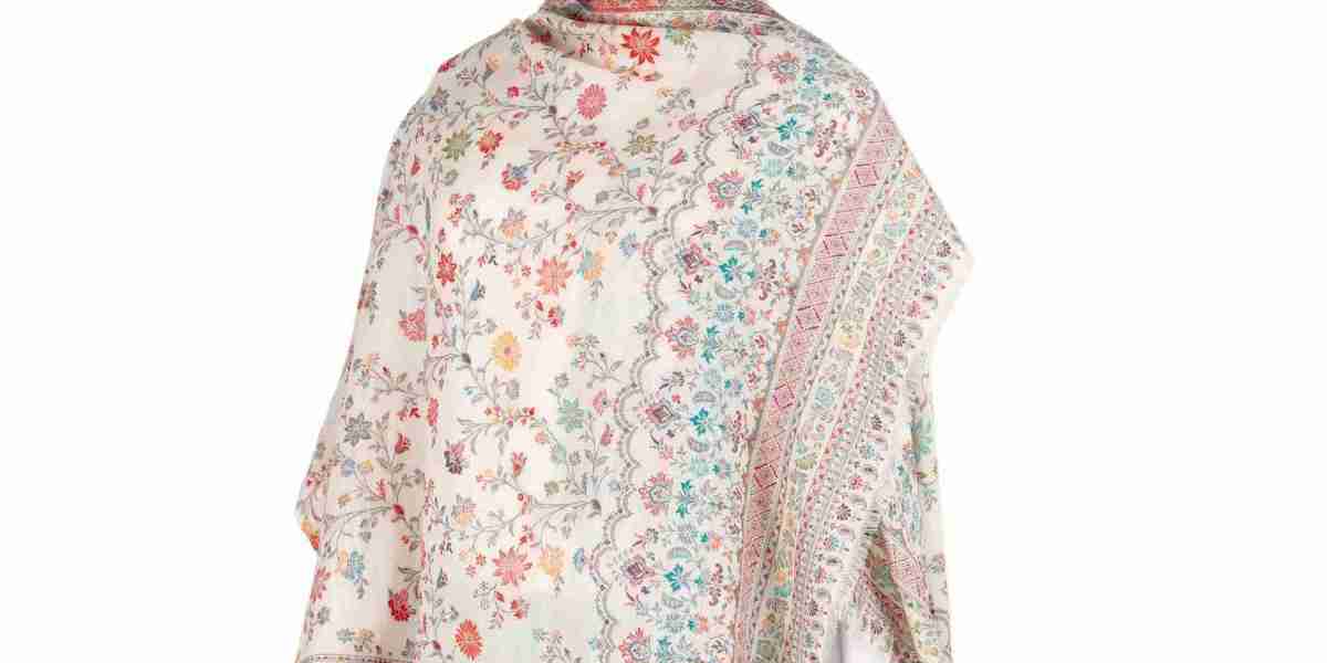 Pashmina Shawl Price: What Factors Affect It?