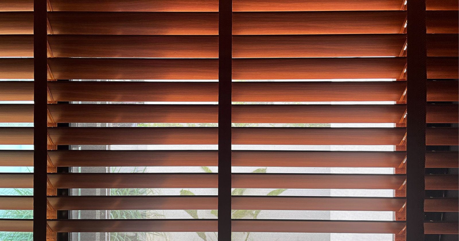 Blinds in Dubai | Blinds Dubai | Buy Blinds and Curtains Online