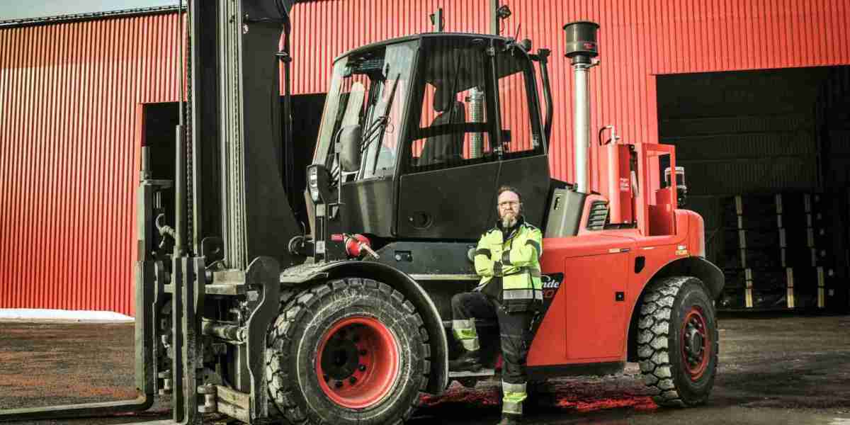 Durable Heavy Duty Forklifts for Industrial Workloads